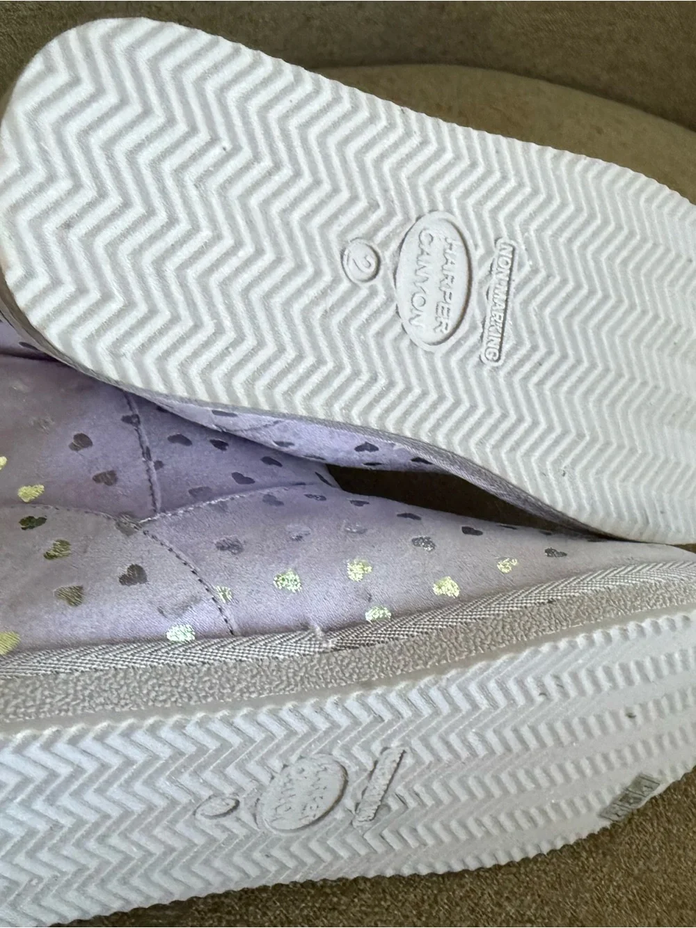 Harper Canyon Purple Heart-Print Cozy Ankle Slippers